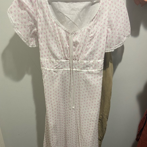 Never worn - Small Tayma Martins Abigail Dress - Pink Rosebuds - Retail $435 - Picture 11 of 11
